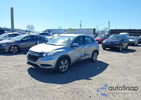2017 Honda Hr-V Lx z USA, uszkodzony, nr VIN 3CZRU6H37HG705585